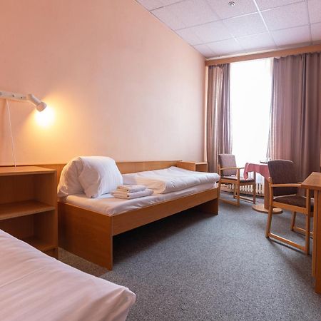 Hotel Slovan Пльзень Экстерьер фото